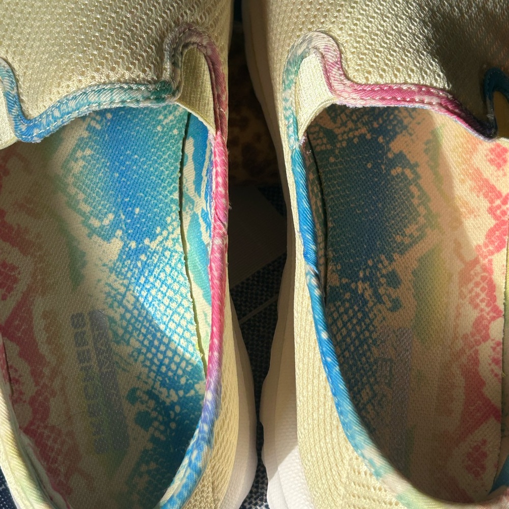 Skechers soft Yellow Slip-On Sneakers. - Picture 9 of 12